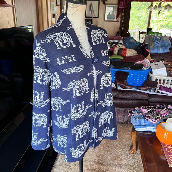 Crown & Ivy Navy Blue Elephant Pattern One Button Open Front Cardigan Size Large - Picture 8 of 13